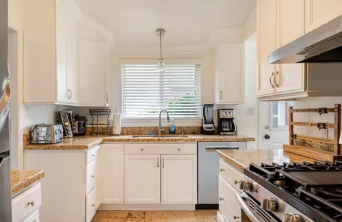 Westchester House | Casa Del Mar is back. 6 bedroom 8 beds