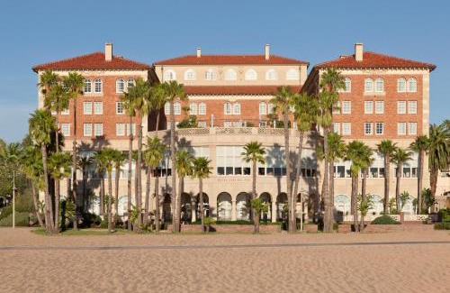 Ocean Park Hotel | Casa Del Mar