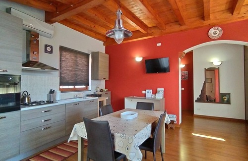Acireale House | Casa Del Sol, in the center of Acireale.