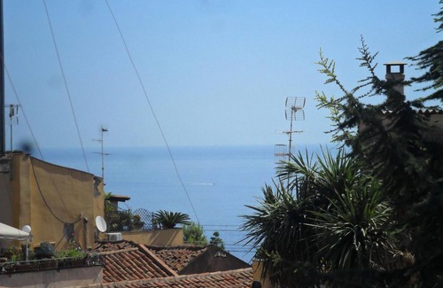 Acireale House | Casa Del Sol, in the center of Acireale.