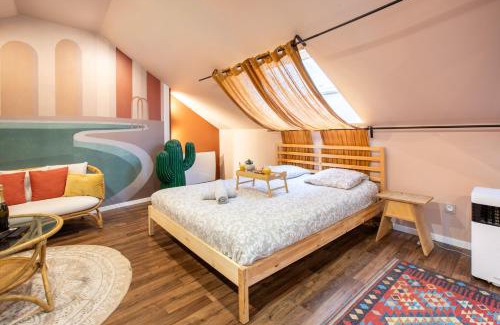 Mulhouse Apartment | Casa del Sol - Jacuzzi & Boho Elegance