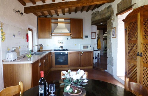 Roccatederighi House | Casa dell'Artista, beautiful medieval house in Tuscan village, stunning views