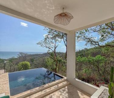 San Juan del Sur Villa | Casa Deriva - Modern 3 Bedroom AC with Pool
