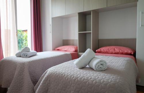 Manerba del Garda Apartment | Casa di Lulù (lago e Spiaggia)