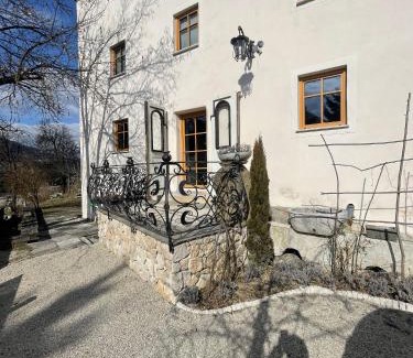 Maria Saal House | Casa Di Pietra