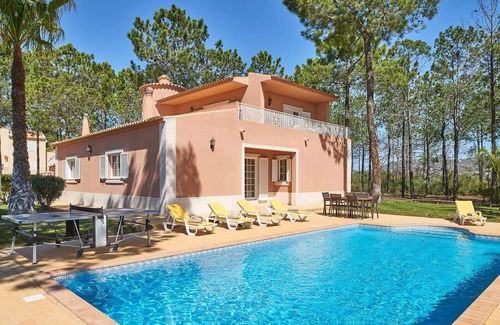 Almancil Villa | Casa do Ludo - Three Bedroom Villa, Sleeps 6