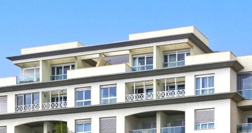 San Miguel de Abona Apartment | CASA DOBLE - penthouse, pool, priv parking, fibre net, spacious terrace