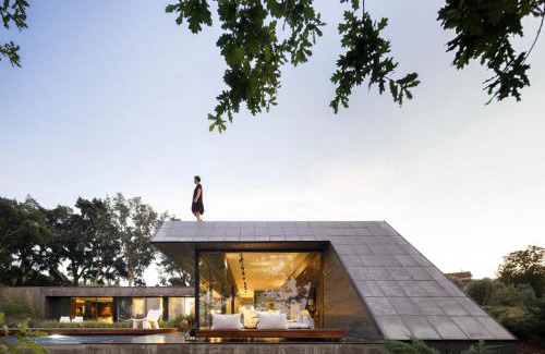Molares House | Casa dos Sobreiros by LovelyStay