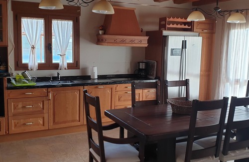 La Salceda Cottage | Casa el Pilón full rental rural house with capacity for up to 9 people