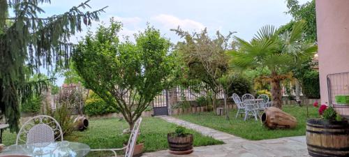 Salas Bajas House | CASA el NOGAL