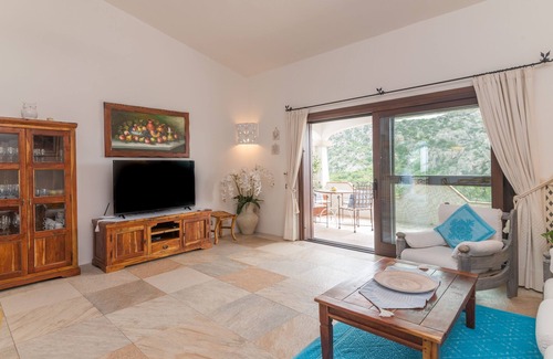 Arzachena House | Casa Elvi with Wi-Fi & Private Pool