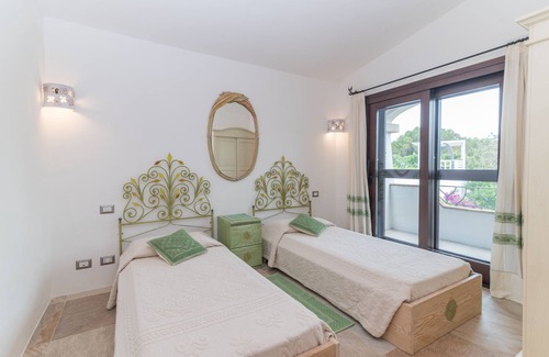 Arzachena House | Casa Elvi with Wi-Fi & Private Pool