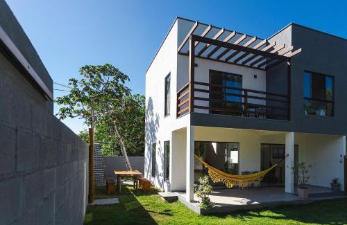 Cabo Frio House | Casa em Cabo Frio a 1 Minuto da Praia | BS 313/1