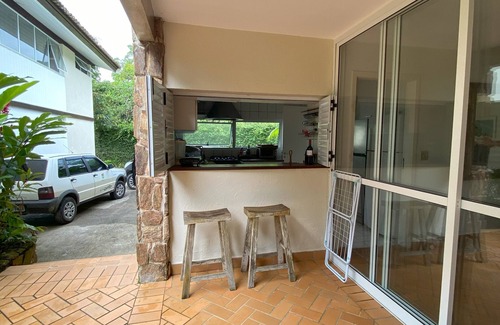 Costa do Sol House | Casa em Condomínio Fechado em Frente ao mar e ao Lado do rio