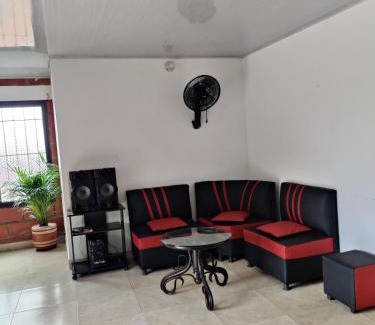 Puerto Triunfo House | CASA EN DORADAL