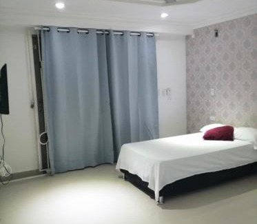 Riomar House | Casa en Villa Carolina