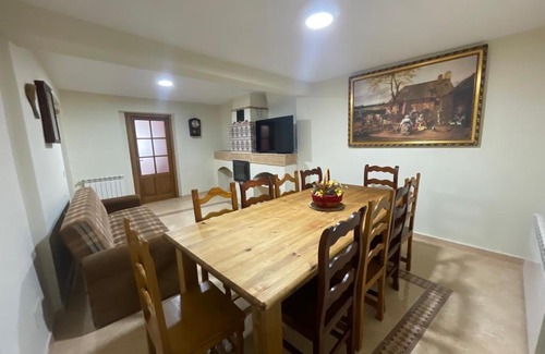 Siete Iglesias de Trabancos House | Casa Calderón de Medina lV