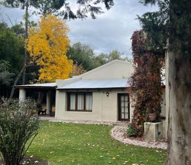 Las Rosas House | Casa exclusiva y calefaccionada cercana a plaza Villa de las Rosas