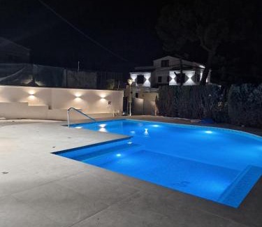 Alhaurin de la Torre House | Casa Familiar Alhaurín de la Torre con Jacuzzi
