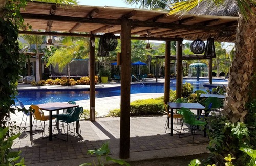 Navolato House | Casa Familiar frente a la alberca en Punta Esmeralda II