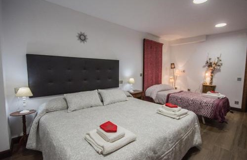 Baraibar House | Casa FamiliarArtola Etxea San Sebastian-Pamplona-Bilbao