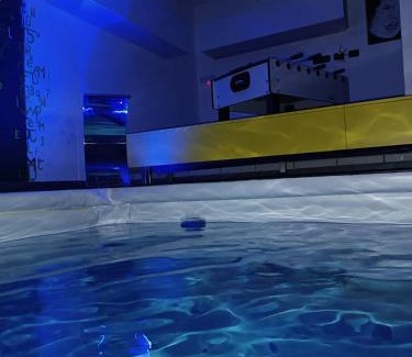 Morro dʼOro Apartment | Casa FedericaPet con piscina interna privata e riscaldata