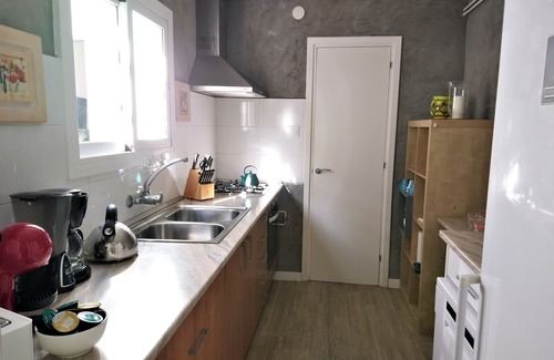 Masnou House | CASA FLAMINGO, Wifi, AC, barbecue, patio, terrace, 3 bedrooms