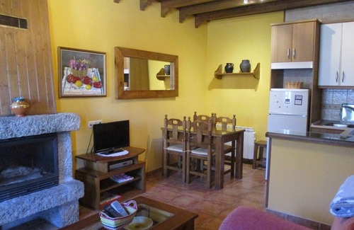 Solosancho Cottage | Casa Fuente Tía Canora for 4 people