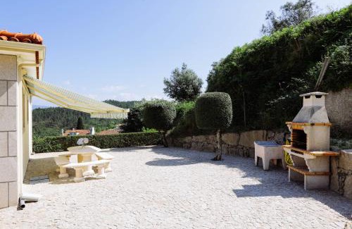 Celorico de Basto House | Casa Fundevila Celorico de Basto by AloTur