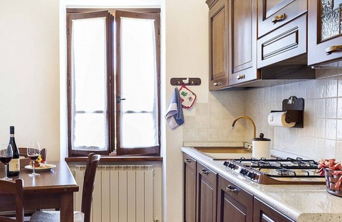 Umbertide House | Casa Gioele C: A welcoming apartment situated in a quiet location, a few minutes from the town center, with Free WI-FI.