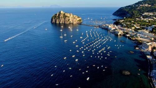Ischia Porto Apartment | Casa Giusto Ischia 3