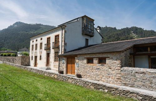 Viveiro House | Casa Grande Da Torre