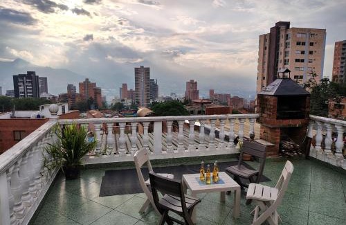 Los Naranjos House | Casa Hévenie, Amplia, familiar, cómoda y bien ubicada
