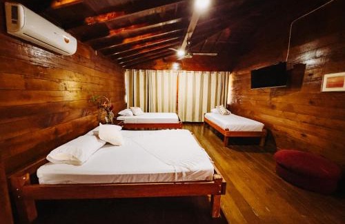 Bahia Solano Cabin | Casa Hotel La Cherna