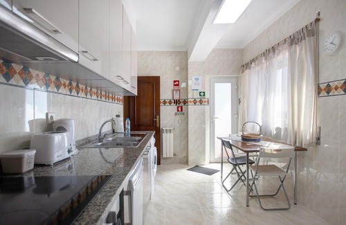 Nossa Senhora do Populo House | Casa Imaginário Com Serenidade