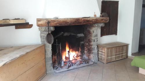 Castelnovo ne' Monti House | Casa in sasso - Pietra di Bismantova