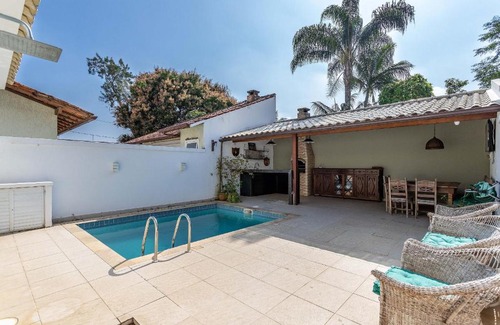 Niteroi House | Casa incrível com 04 suítes - 5 min de Itacoatiara