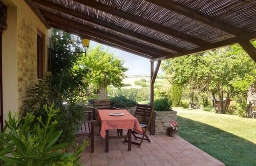 Montecarotto Apartment | Casa -Montale, 2/5 Stalla, gr. Pool, private setting, panoramic view