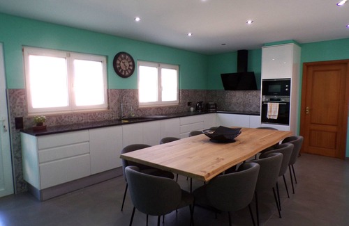 Vale de Parra House | Casa James - 5 bedroom, 6 bath Sleeps 10 - Modern Spacious Villa - Vale de Parra