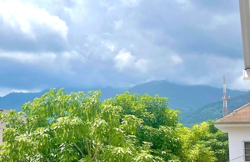 Sector 1 Nor-Oeste House | Casa Jardines Inn with Mountain View