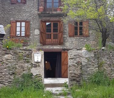 Unarre House | Casa Joanet