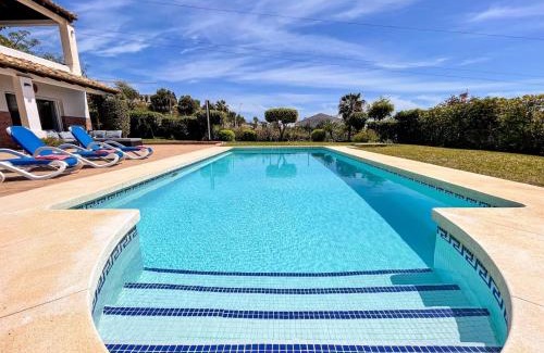 Benalmadena House | Casa Joy - piscina privada barbacoa