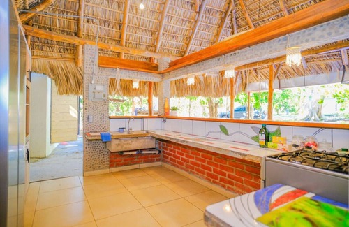 Chiltiupan House | Casa K59 - Walk to Beach