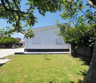 Esmoriz House | Casa la Grenadine