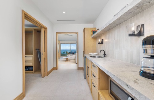 Centro House | Casa La Maraca | 12BR - SPA, Staff & Sushi Bar