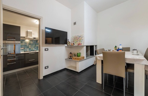Alghero Apartment | Casa La Vigna - Three Bedroom Apartment, Sleeps 7