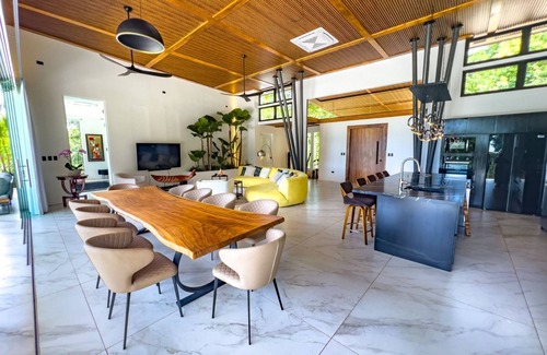 Montezuma Villa | Casa Laguna