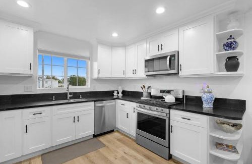 Los Angeles House | Casa Lanzit - 40 Off All September! Low Fees!