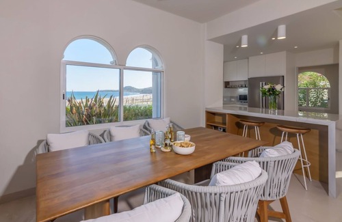 San Jose del Cabo Condo | Casa Las Olas, Luxury Modern Ocean Front On The Beach!