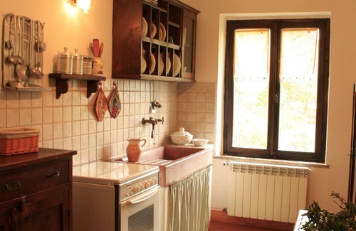 Castiglione d'Orcia Apartment | Casa Letizia nel parco della Val d'Orcia vicino a Terme e M. Amiata
